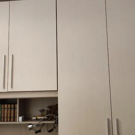 Kitchen 4 Beds *